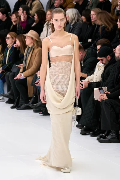Look 22